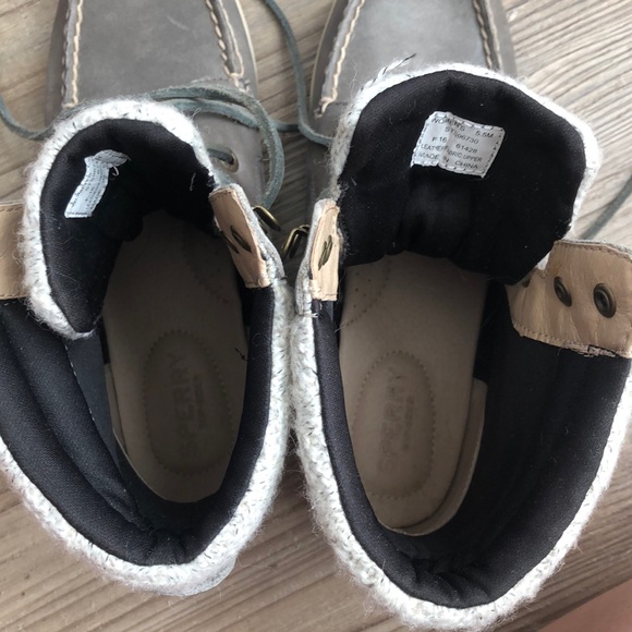 Women’s Sperry Ankle Shoes - Picture 5 of 7